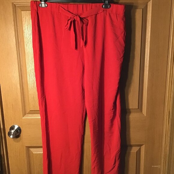 Elizabeth & Nicole Red Casual Pants - Picture 1 of 2